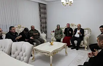 Ağrı Valisi Koç'tan Şehit Köse'nin ailesine moral ziyareti