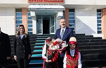 Ağrı Valisi Önder Bozkurt'tan çiçek yerine bağış çağrısı