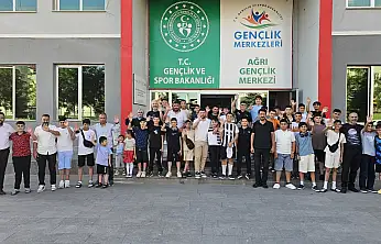 Ağrılı gençler Mersin kampı için yola çıktı