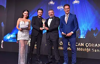 Ağrılı iş insanı Azad Medeni Kahraman'a 'Yılın Güvenilir Taahhüt Markası' ödülü