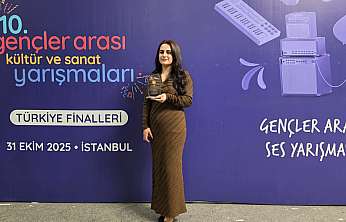 Ağrılı Lavin, Türkiye'nin en güzel sesi seçildi