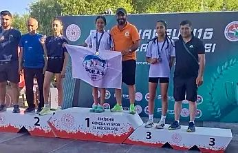 Ağrılı sporculardan Türkiye Şampiyonası'nda çifte madalya