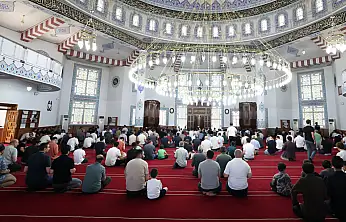 AİÇÜ'de 15 Temmuz şehitleri için mevlit programı düzenlendi