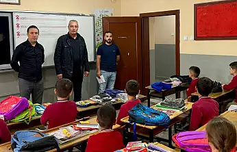 Atatürkçü Düşünce Derneği'nden Doğubayazıt'ta öğrencilere destek