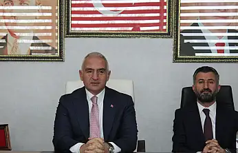 Bakan Ersoy Ağrı'da: Müze ve turizm yatırımları masaya yatırıldı
