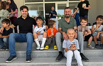 Bir öğrencinin mesajı yetti, İlhami Yıldız soluğu okulda aldı