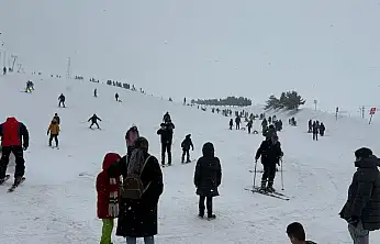 Pazar gününü fırsat bilen aileler Küpkıran'a gitti
