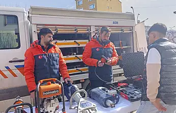 Cumhuriyet Caddesi'nde deprem hafızası yeniden canlandı