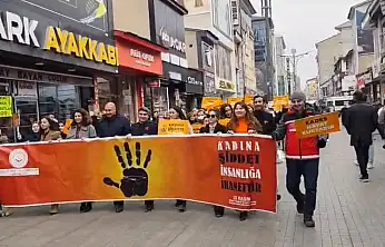 Cumhuriyet Caddesi'nde kadına yönelik şiddete karşı güçlü mesaj verildi
