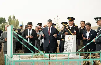 Diyadin'de 30 Ağustos'ta şehitler dualarla anıldı