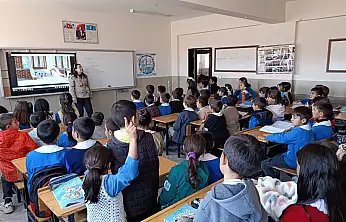 Diyadin'de 60 öğrenciye vergi bilinci eğitimi