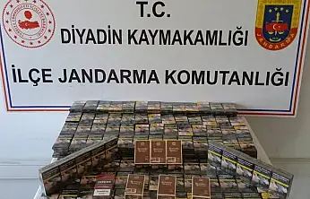 Diyadin'de çekicide kaçak sigara ele geçirildi
