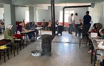 Diyadin'de yaz Kur'an kurslarına ziyaret
