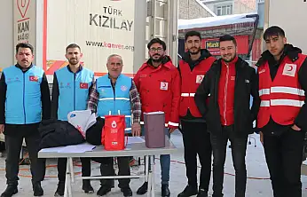 Diyanet Vakfı Diyadin Şubesi'nden Kızılay'a kan bağışı katkısı