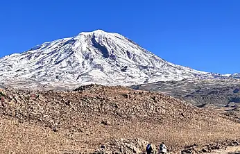 Doğa yürüyüşlerinde Ağrı Dağı manzarası öne çıktı