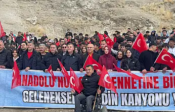 Doğubayazıt, 3. Diyadin Kanyonu Yürüyüşü'ne büyük ilgi gösterdi