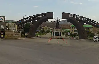 Doğubayazıt Ahmedi Hani MYO, YKS tercih döneminde öğrencilerini bekliyor