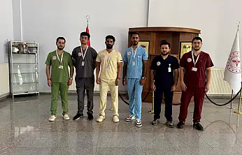 Doğubayazıt Devlet Hastanesi'nde resmî kıyafet uygulaması başladı