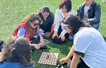 Doğubayazıt Gençlik Merkezi, gençleri sanat ve kültür yolculuğuna çıkardı