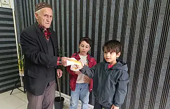 Doğubayazıt'ın 40 yıldır susmayan sesi! 'Viç viç viç, sandviç!'