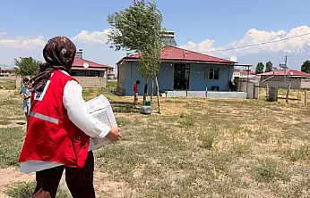Doğubayazıt Kızılay'dan ihtiyaç sahibi ailelere gıda desteği