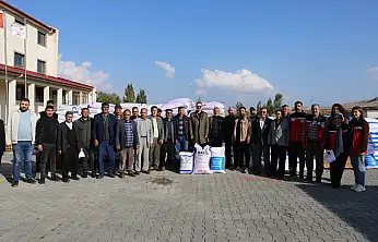 Doğubayazıt'ta çiftçilere yüzde 70 hibeli 20 ton buğday tohumu dağıtıldı