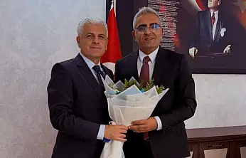 Doğubayazıt'ta eğitimde yeni dönem! Devir teslim yapıldı