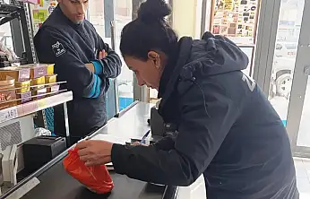 Doğubayazıt'ta halk sağlığı için düğmeye basıldı, marketlere ceza yağdı