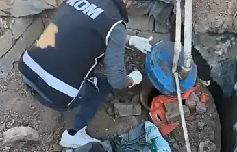 Doğubayazıt'ta kaçak motorin baskını: Gömülü tank açığa çıkarıldı