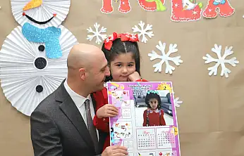 Doğubayazıt'ta karneler alındı, Kaymakam Ekinci minikleri yalnız bırakmadı