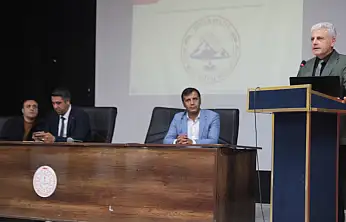 Doğubayazıt'ta okullardaki krizlere karşı müdahale yöntemleri ele alındı