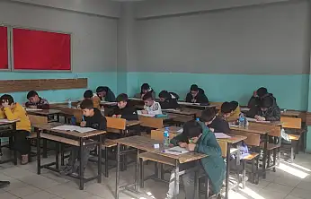 Doğubayazıt'ta Siyer Yarışması yoğun ilgi gördü