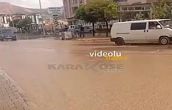 Doğubayazıt'ta sokaklar göle döndü