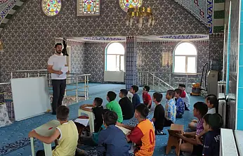 Doğubayazıt'ta yaz Kur'an kursu öğrencilerine fetih ruhu anlatıldı