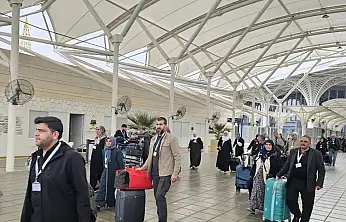 Doğubayazıt'tan yola çıkan umre kafilesi Medine'ye ulaştı