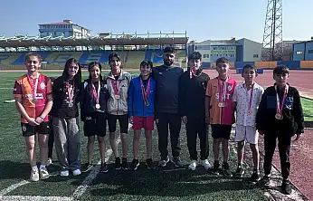 Doğubayazıtlı sporcular madalyaları topladı