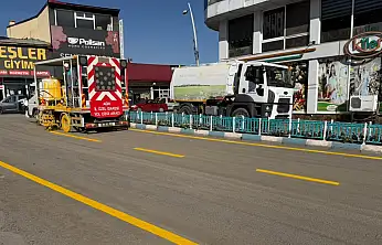 Eleşkirt'te yollar yenilendi, çizgiler çekildi