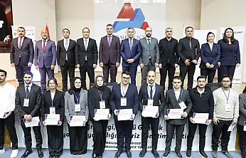 Gençler için medya okuryazarlığı eğitimi Ağrı'da gerçekleştirildi