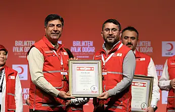 Gönüllülük çalışmaları Patnos Kızılay'ı Türkiye ikinciliğine taşıdı