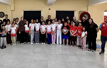 Hamur'da 15 Temmuz anısına spor turnuvaları düzenlendi