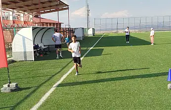 Hamur'da 30 Ağustos coşkusu spor müsabakalarıyla yaşandı