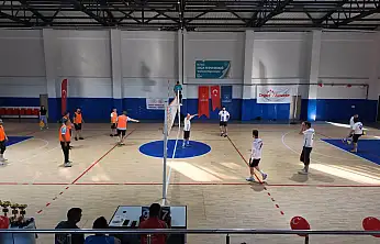 Hamur'da Agâh Voleybol Turnuvası sona erdi
