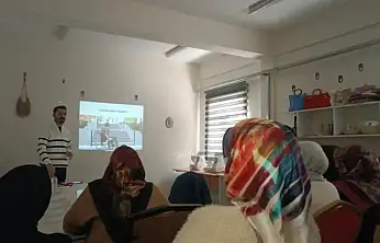 Hamur'da engelli bireylerle doğru iletişim eğitimi düzenlendi