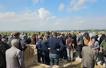 Hamur'daki kazada hayatını kaybeden 4 kişi gözyaşlarıyla toprağa verildi