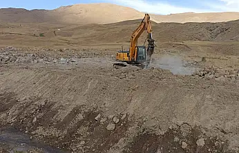 Hamur'un Kaçmaz Köyü'nde yıllardır beklenen çalışma başladı