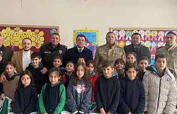 Hayırsever desteği Patnos'ta okullara ulaştı