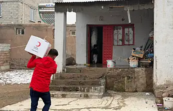 Kış aylarında zor durumdaki ailelere Kızılay yardımı