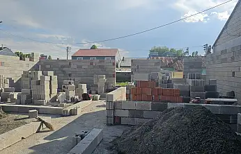 Kızılay Ağrı'da bir ailenin ev hayalini gerçeğe dönüştürüyor