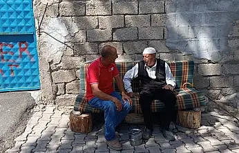 Kızılay'ın sıcak yemeği Ağrı'da sofralara umut oluyor