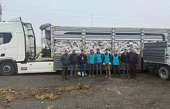 Kömürler kapı kapı dağıtılıyor: Patnos'ta kış hazırlığı hızlandı